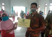 Pemdes Desa Galih Sari Salurkan BLT Tahap 3 pada Warga Sebanyak 108 KK