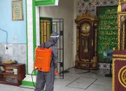 Cegah Lonjakan Virus Covid-19, Pemdes Karang Ringin II lakukan Penyemprotan Disinfektan