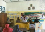 Pemdes Karang Ringin II serahkan BLT-DD kepada Warga yang membutuhkan