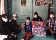 Pemdes Suka Makmur Serahkan BLT-DD Secara “Door to Door”