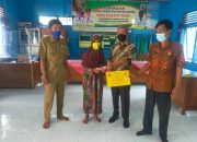 Masyarakat Desa Karang Waru Terima BLT-DD Periode Bulan Mei