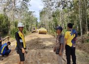 Jalan Desa Pinggap di perbaiki Dinas PUPR, Warga Desa Berterima Kasih