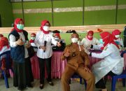 Maysarakat Desa Lumpatan II Antusias Mengikuti Vaksinasi Masal