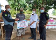 Warga Karang Ringin II Menerima BLT-DD Periode Bulan Juli 2021