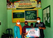 Warga Desa Sukalali Menerima BLT-DD Periode Bulan Juni 2021