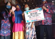 Kades Rantau Sialang Salurkan BLT-DD Periode Bulan Agustus 2021