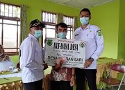 Pemdes Pandan Sari Bagikan BLT-DD Tahap II Tiga Bulan Sekaligus Tahun 2022