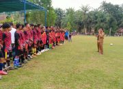 Pemdes Desa Sumber Rejeki Ikuti Kegiatan Turnamen Bola Sekaligus Jalin Silaturahmi