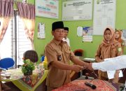 Indra Gunawan Lantik Sekdes Teluk Kijing 1