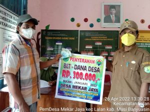 Pemdes Mekar Jaya Salurkan BLT-DD Tahap I Tiga Bulan Sekaligus
