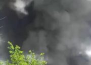 Kembali Sumur Minyak Ilegal Driling di BHL Terbakar