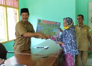 Pemdes Berlian Jaya Salurkan BLT-DD Sebanyak 54 KPM Pada Warga Tidak Mampu