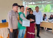 Kades Srimulyo Salurkan BLT-DD Sebanyak 24 KPM Pada Keluarga Kurang MampuMiskin