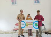 Sebanyak 24 KPM Pemdes Sari Agung Salurkan BLT-DD Pada Keluarga Kurang Mampu
