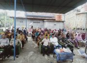 Pemdes Sugi Raya Bersama PBSA Group Bagikan Sembako Kepada Masyarakat Desa