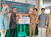 Kades Desa Lumpatan Salurkan BLT-DD Tahap II Bulan April-Juni Sebanyak 82 KPM Pada Keluarga Kurang Mampu