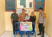 Kades Gajah Mati BLT-DD Tahap II Bulan April-Juni Sebanyak 37 KPM Pada Keluarga Kurang Mampu