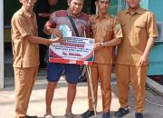 Kades Tanjung Durian Salurkan BLT-DD Tahap II Bulan April-Juni 2023 Sebanyak 29 KPM Pada Keluarga Kurang Mampu