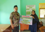 Pemdes Berlian Jaya Salurkan BLT-DD Tahap III Bulan Juli – September 2023 Sebanyak 54 KPM Pada Keluarga Kurang Mampu