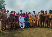 Pengibaran Bendera Merah Putih Di Desa Mekar Jadi Dalam Rangka Upacara Bendera Memperingati HUT RI Ke 78 Tahun