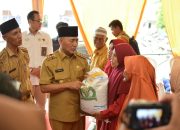 Sebanyak 501 KPM Warga Desa Purwo Sari Terima Bantuan Beras Dalam Program CPP