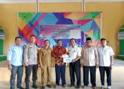 Kades Bukit Jaya Bagikan BLT-DD Periode IV Bulan Oktober-Desember 2023 Sebanyak 23 KPM Pada Keluarga Kurang Mampu