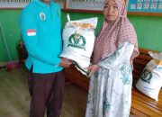 Kades Mekar Jaya Salurkan Bantuan Program CPP Sebanyak 101 KPM Pada Warga Terdampak 