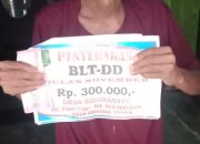 Pemdes Sidorahayu Salurkan BLT-DD Periode Terakhir Sebanyak 30 KPM Tahun 2024