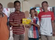 Pemdes Teluk Kijing II Bagikan Benih Padi Dan Racun Hama Dalam Program Ketahanan Pangan 