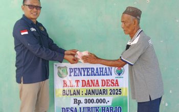 Pemdes Lubuk Harjo Salurkan BLT-DD Triwulan Pertama Kepada 34 KPM Tahun 2025