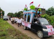 Kades Berlian Makmur Melepas Langsung Karnaval Menyambut HUT RI Ke-80