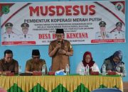 Pemerintah Desa Bumi Kencana Menggelar Rapat Musdes Khusus Pembentukan Koperasi Merah Putih